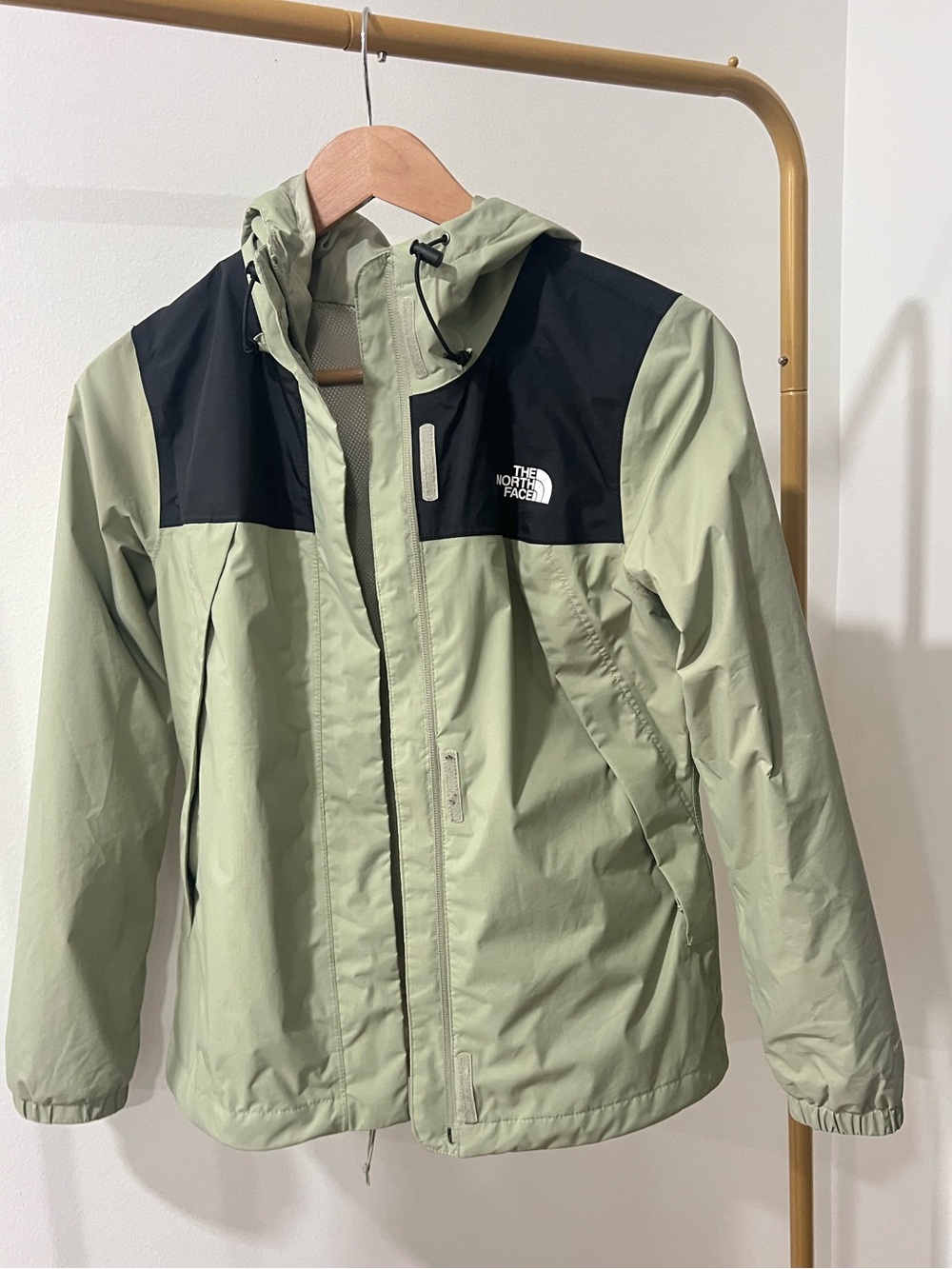 The North Face Men’s Hooded Rain Jacket - Sage Green/Black